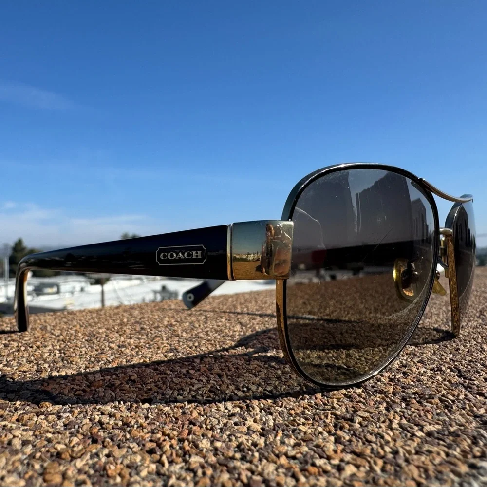 Coach Aviator Polarized Women’s Sunglasses HC7003 L012 Kristina - Picture 6 of 6